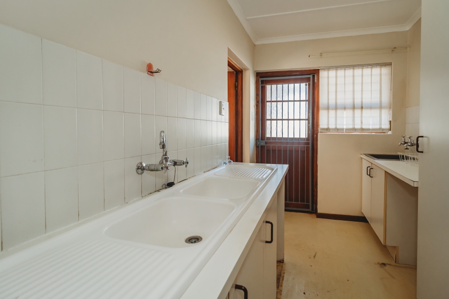 5 Bedroom Property for Sale in Camphersdrift Western Cape